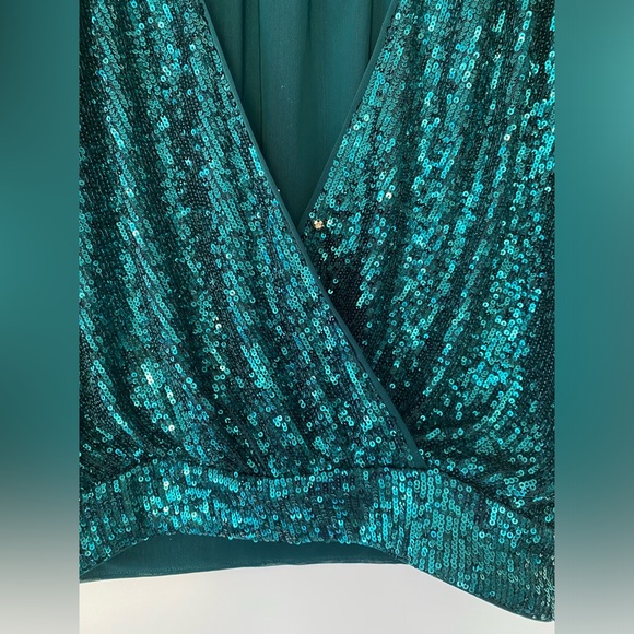 Marciano Emerald Green Sequins Top - Size M - Picture 6 of 9